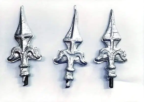 Cast fleur-de-lis spears CD-019 Rosettes, Flowers & Cast Décor — Deco Blossom Kenya