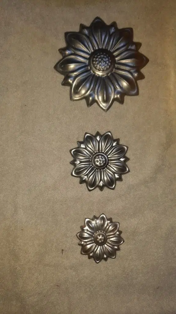 Cast sunflower, medium CD-064 Rosettes, Flowers & Cast Décor — Deco Blossom Kenya