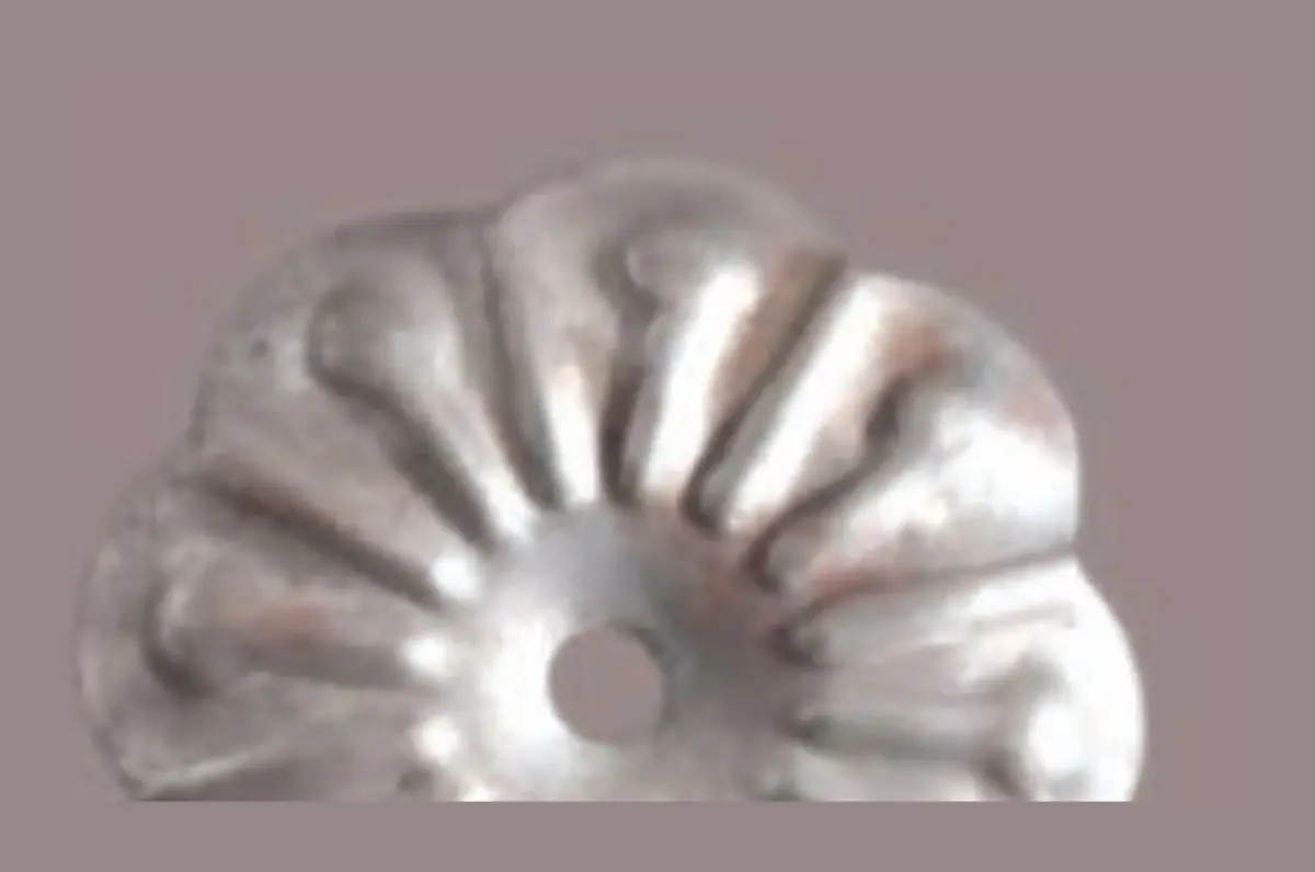 F10-Flower Rosettes, Flowers & Cast Décor Cast décor, metallic — Deco Blossom Kenya