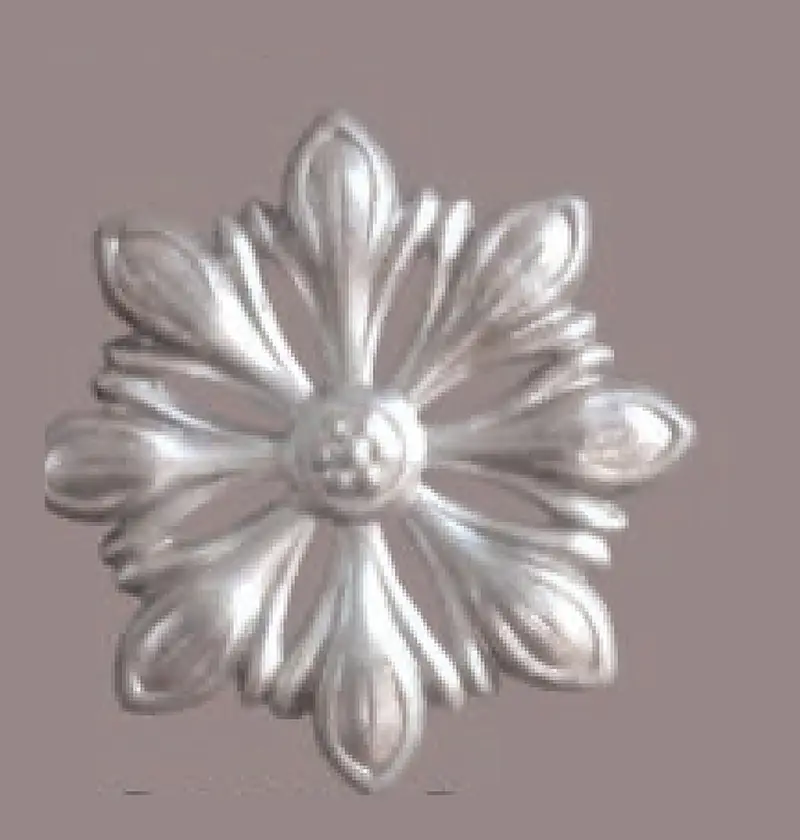 L102-Star Rosettes, Flowers & Cast Décor Cast décor, metallic — Deco Blossom Kenya