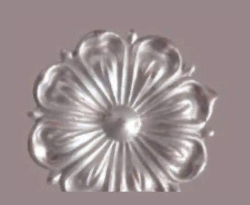 L390 Rosettes, Flowers & Cast Décor Cast décor, metallic — Deco Blossom Kenya