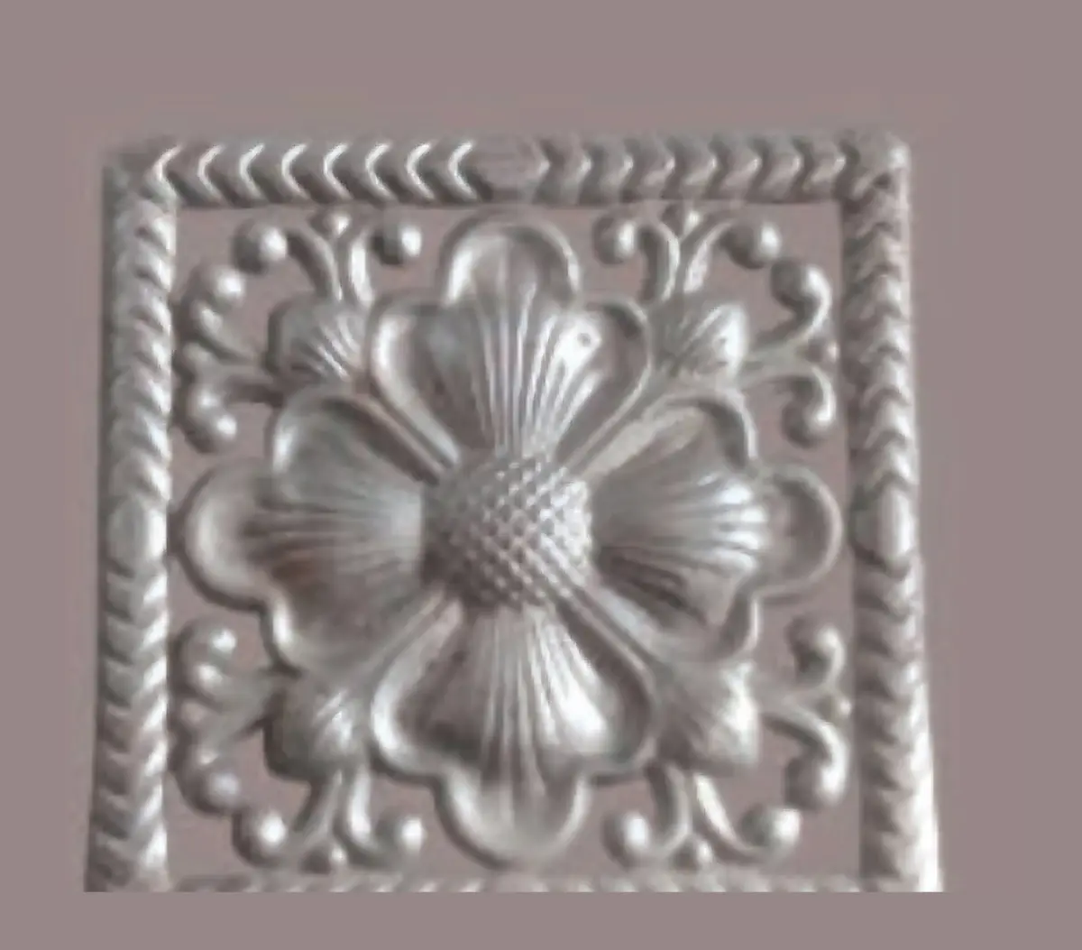 L87 Rosettes, Flowers & Cast Décor Cast décor, metallic — Deco Blossom Kenya