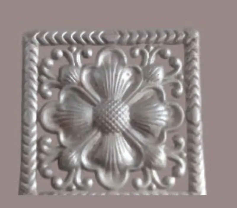 L87 Rosettes, Flowers & Cast Décor Cast décor, metallic — Deco Blossom Kenya