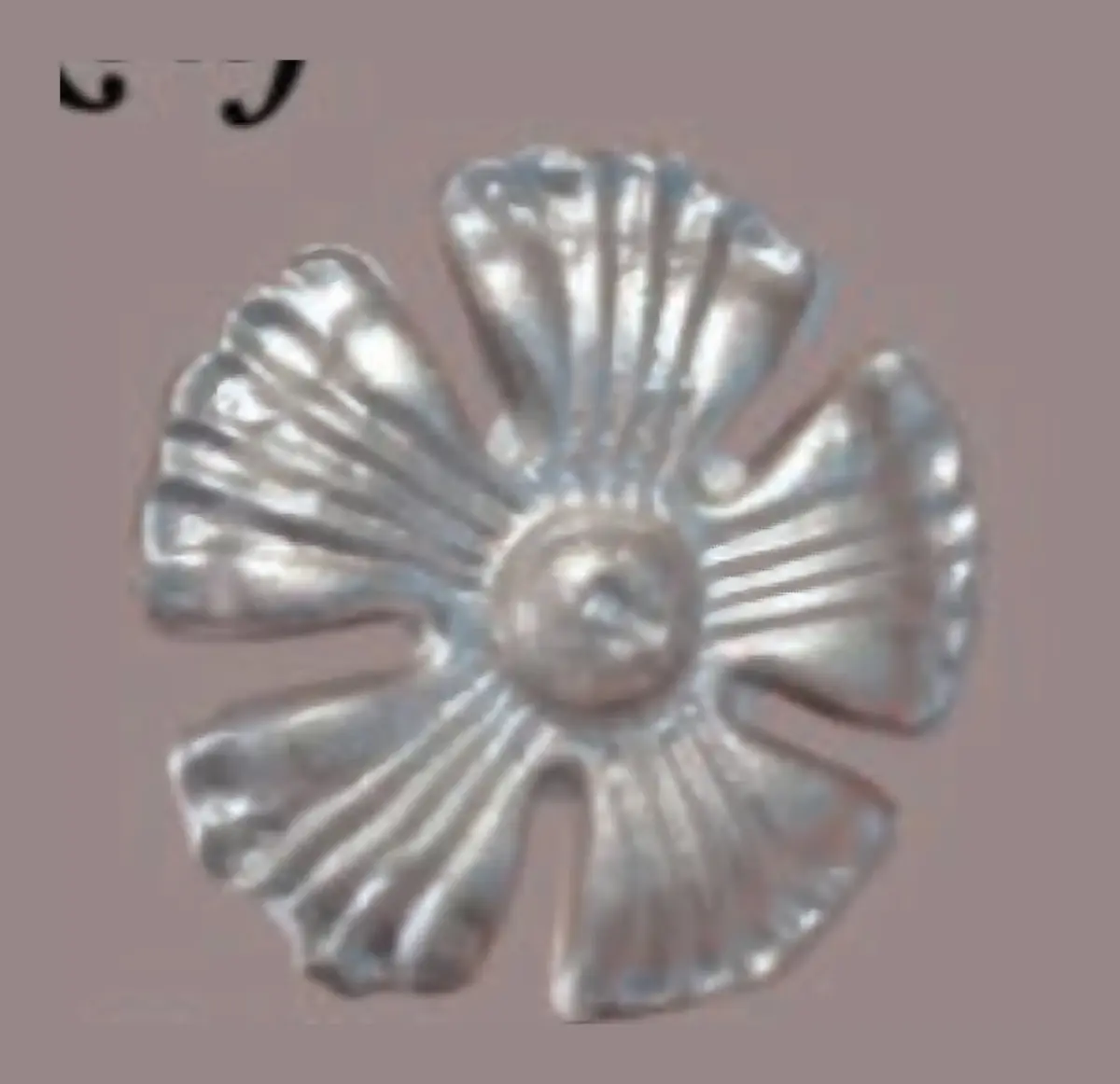 Mushroom Rosettes, Flowers & Cast Décor Cast décor, metallic — Deco Blossom Kenya