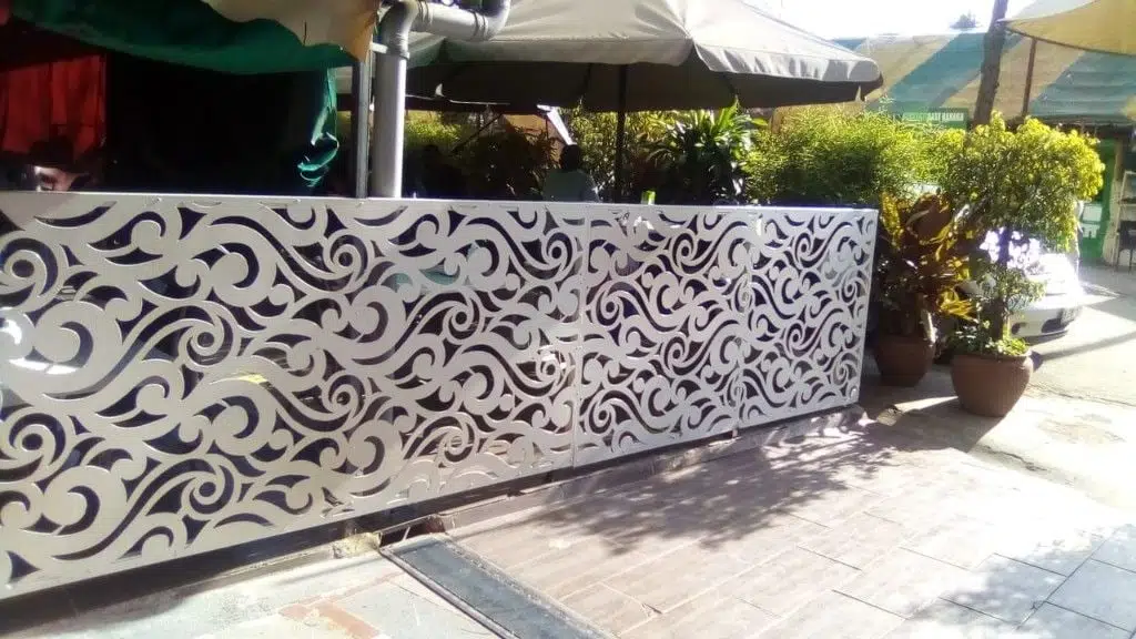 White vortex patio screen IP-044 Wrought-Iron Panels & Balusters — Deco Blossom Kenya